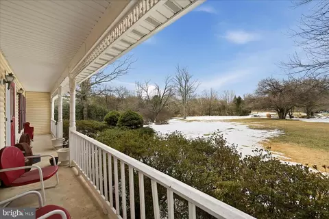 Exterior - 14391 Clearview Ave, Gainesville, VA 20155 photo 2 of 7