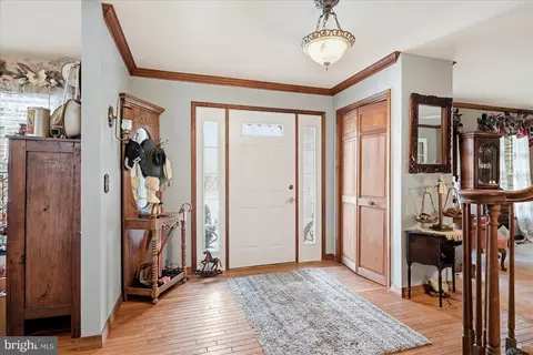 Entry Way - 14391 Clearview Ave, Gainesville, VA 20155 photo 1 of 7