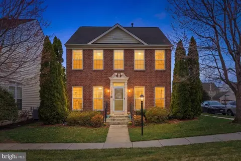 17037 Loftridge Ln, Gainesville, VA 20155