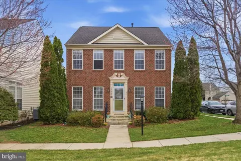 17037 Loftridge Ln, Gainesville, VA 20155