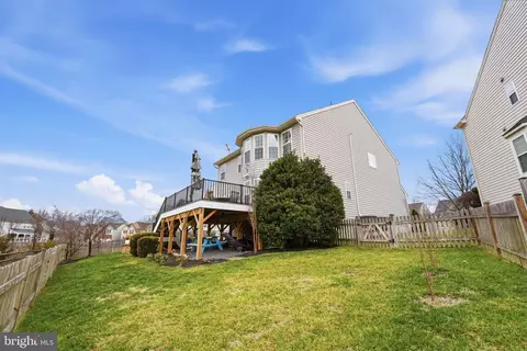 Exterior - 8798 Dancer Ct, Gainesville, VA 20155 photo 21 of 23