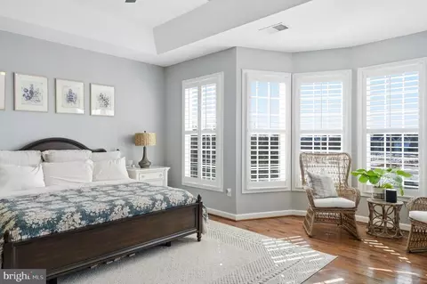 Bedroom - 8798 Dancer Ct, Gainesville, VA 20155 photo 3 of 10