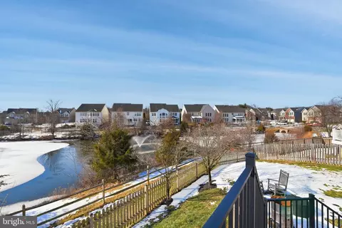 View/Area - 8798 Dancer Ct, Gainesville, VA 20155 photo 1 of 6