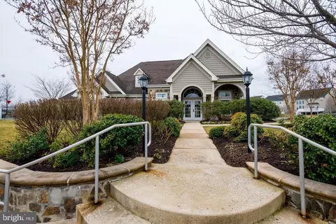 Exterior - 8798 Dancer Ct, Gainesville, VA 20155 photo 22 of 23