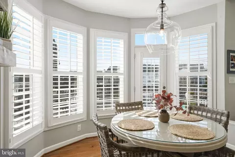 Entry Way - 8798 Dancer Ct, Gainesville, VA 20155 photo 11 of 20