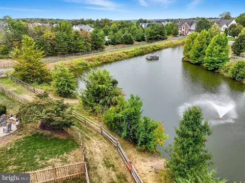 View/Area - 8798 Dancer Ct, Gainesville, VA 20155 photo 6 of 6