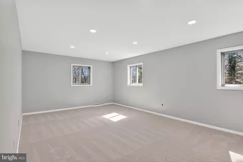 Other - 3202 Riverview Dr, Triangle, VA 22172 photo 6 of 16