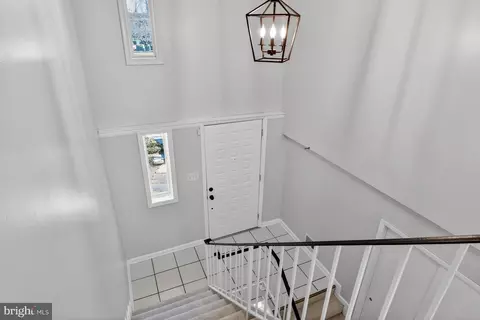 Entry Way - 3202 Riverview Dr, Triangle, VA 22172 photo 1 of 2