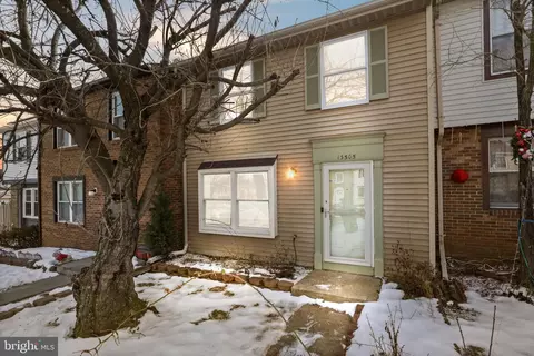 13505 Getty Ln, Woodbridge, VA 22192