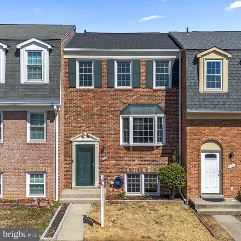 3050 Seminole Rd, Woodbridge, VA 22192