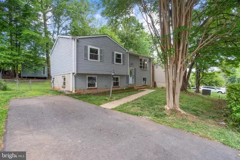 14262 Princedale Dr, Woodbridge, VA 22193