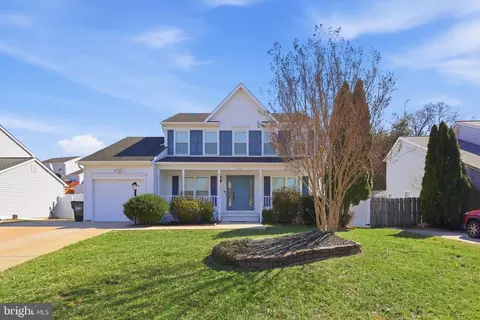 5735 Rocksbury Ln, Woodbridge, VA 22193