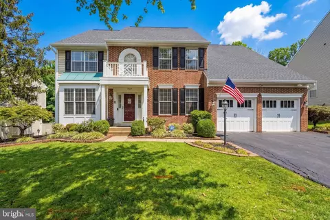5889 Fincastle Dr, Manassas, VA 20112