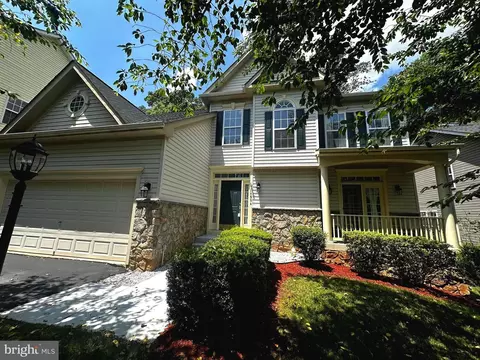 14804 Cartagena Dr, Gainesville, VA 20155