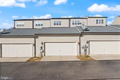 Exterior - 9092 Ribbon Falls Loop, Bristow, VA 20136 photo 9 of 13