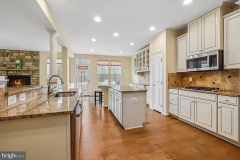 Kitchen - 4463 Weejun Loop, Woodbridge, VA 22192 photo 4 of 4