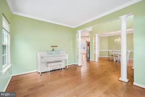 Entry Way - 4463 Weejun Loop, Woodbridge, VA 22192 photo 3 of 10