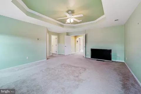 Entry Way - 4463 Weejun Loop, Woodbridge, VA 22192 photo 7 of 10