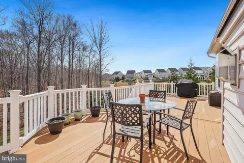 Exterior - 4463 Weejun Loop, Woodbridge, VA 22192 photo 3 of 4