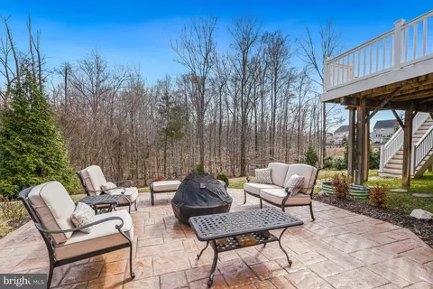 Exterior - 4463 Weejun Loop, Woodbridge, VA 22192 photo 4 of 4