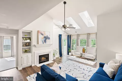 8115 Lacy Dr #304, Manassas, VA 20109