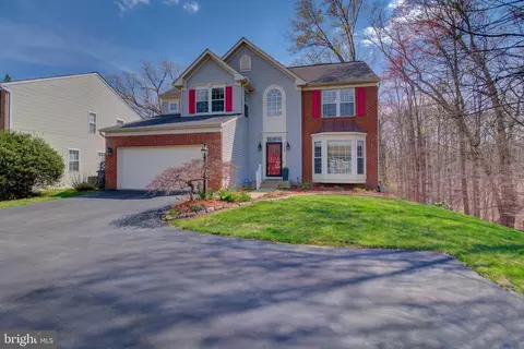 13124 Kinnicutt Dr, Woodbridge, VA 22192