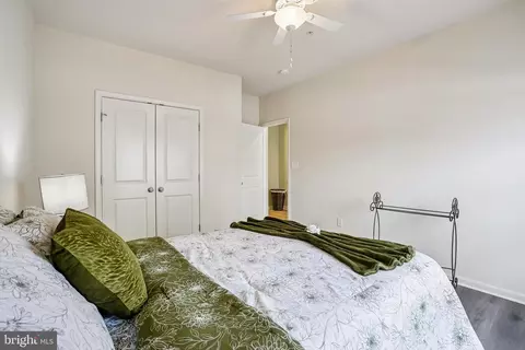 Bedroom - 7706 Cedar Branch Dr, Gainesville, VA 20155 photo 2 of 3