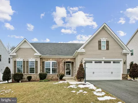 12841 Hoadly Manor Dr, Manassas, VA 20112