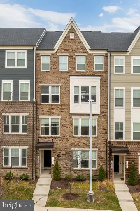 14967 River Walk Way, Woodbridge, VA 22191