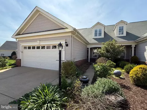 6595 Alderwood Way, Gainesville, VA 20155