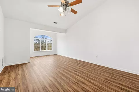6670 Roderick Loop, Gainesville, VA 20155 photo 15
