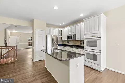 6670 Roderick Loop, Gainesville, VA 20155 photo 8