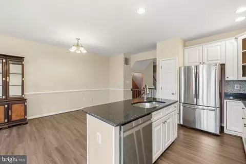 6670 Roderick Loop, Gainesville, VA 20155 photo 10