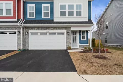 Exterior - 14712 Grand Cru Loop, Gainesville, VA 20155 photo 3 of 7