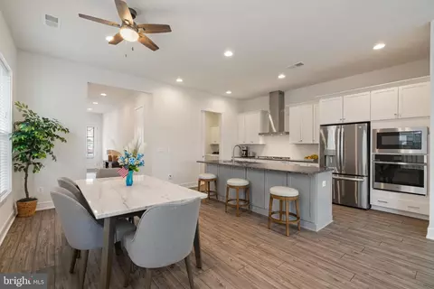 Entry Way - 14712 Grand Cru Loop, Gainesville, VA 20155 photo 2 of 11