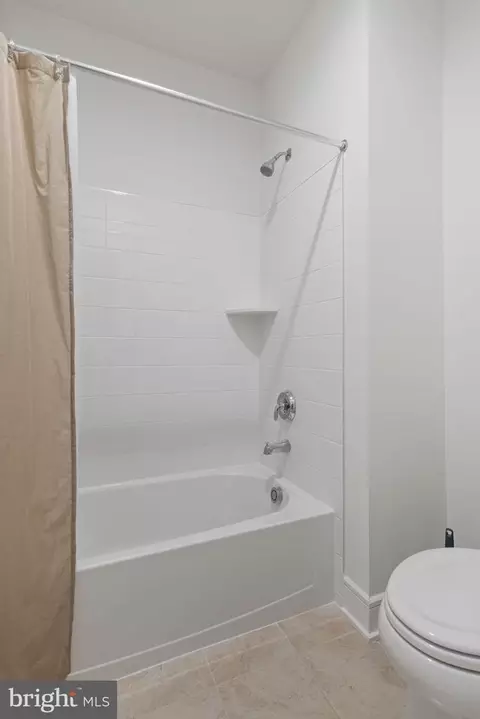 Bath - 14712 Grand Cru Loop, Gainesville, VA 20155 photo 2 of 2