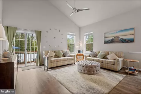 Entry Way - 12203 Aster Rd, Bristow, VA 20136 photo 6 of 14