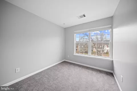 Bedroom - 16932 Toms River Loop, Dumfries, VA 22026 photo 3 of 4