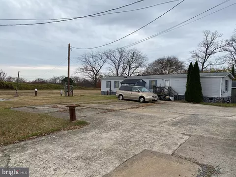 4016-4038 Bradys Hill Rd, Triangle, VA 22172 photo 5