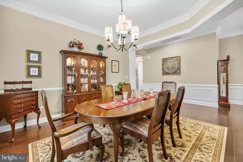 Dining - 6061 Trotters Point Ln, Gainesville, VA 20155 photo 5 of 6