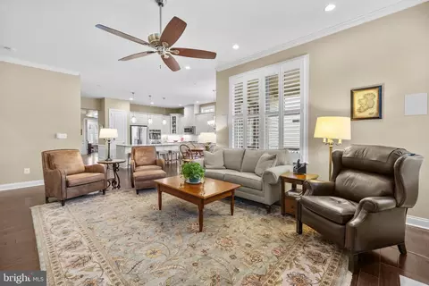 Living - 6061 Trotters Point Ln, Gainesville, VA 20155 photo 1 of 1