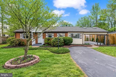 9649 Norfolk St, Manassas, VA 20109