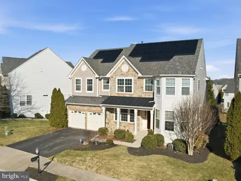 8831 Calbera Ct, Gainesville, VA 20155