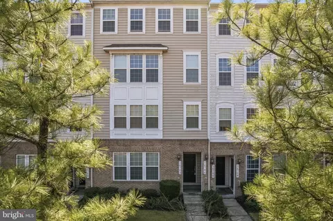 14764 Malloy Ct, Woodbridge, VA 22191