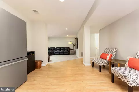 Entry Way - 13836 Tarleton Ct, Gainesville, VA 20155 photo 4 of 4