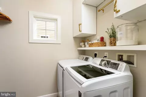 Other - 13836 Tarleton Ct, Gainesville, VA 20155 photo 5 of 9