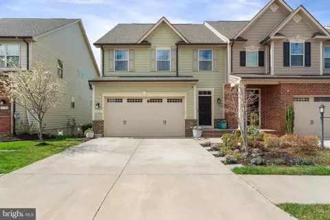 18180 Red Mulberry Rd, Dumfries, VA 22026