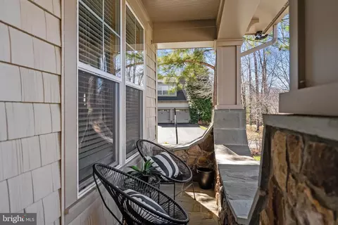 Exterior - 14521 Bluff Point Ct, Gainesville, VA 20155 photo 4 of 10