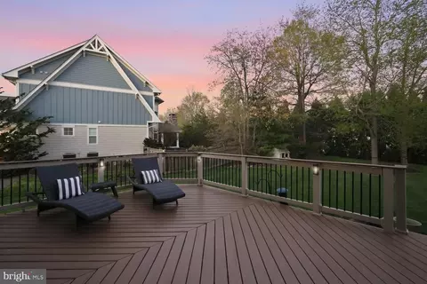 Exterior - 14521 Bluff Point Ct, Gainesville, VA 20155 photo 6 of 10