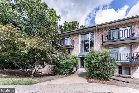 12652 Dara Dr #T2, Woodbridge, VA 22192